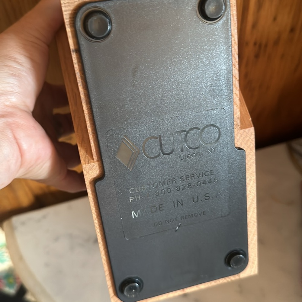 Cutco Knife Block - Picture 4 of 4